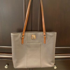 NWOT Dooney & Bourke Shoulder Bag/Purse